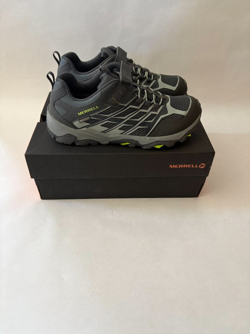 Merrell Youth Moab FSTLOWACWP Storm Hiking Boots Shoes Size 5